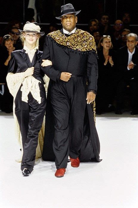 That Time Tupac Walked in a Versace Fashion Show 